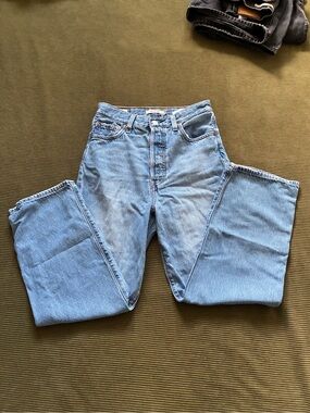 Levis Ribcage jeans size 26